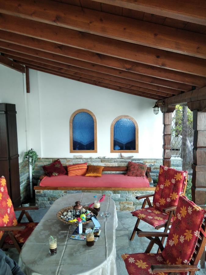הוילה קורופי Poly'S Sea Side House מראה חיצוני תמונה