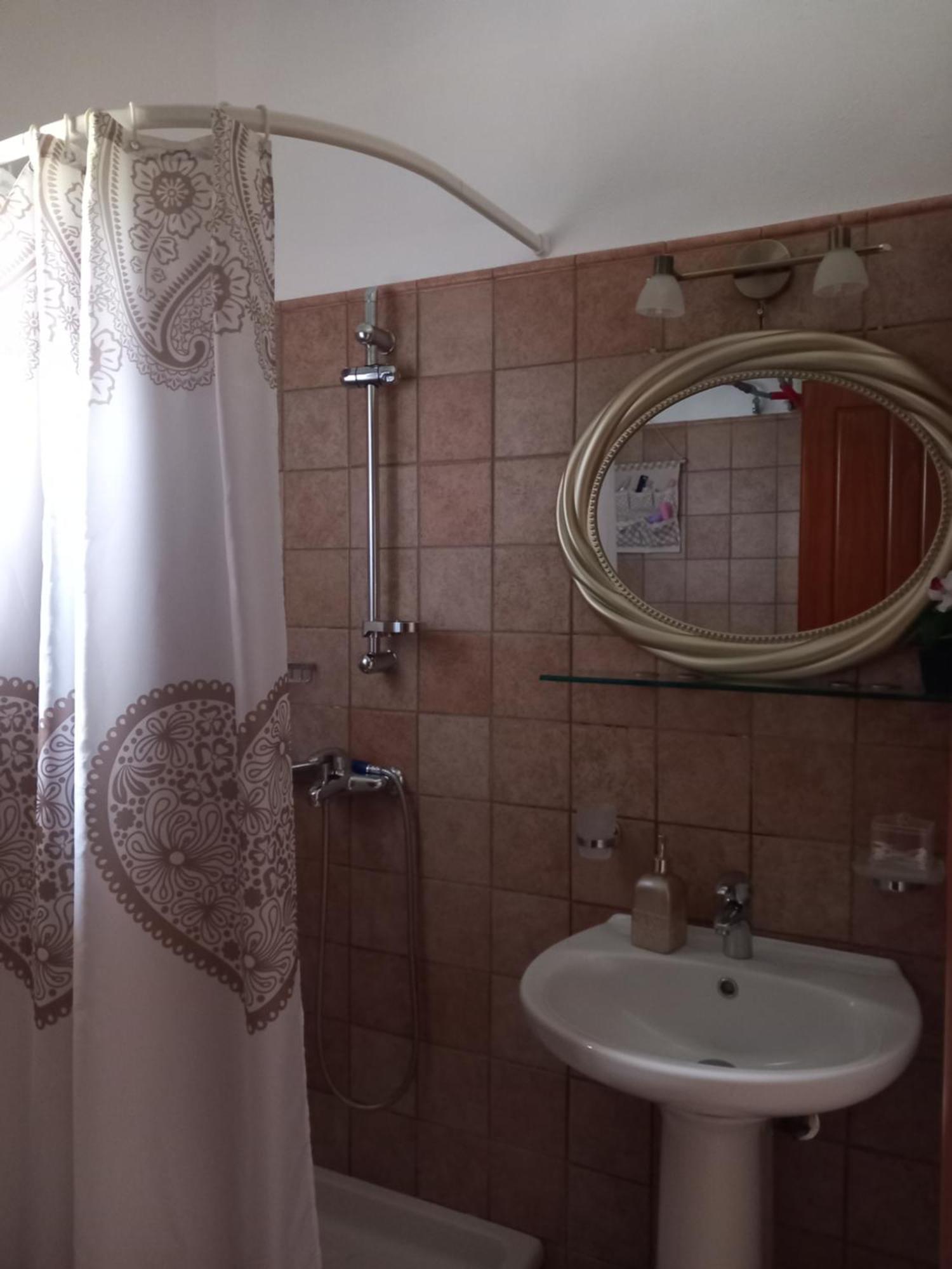 הוילה קורופי Poly'S Sea Side House מראה חיצוני תמונה